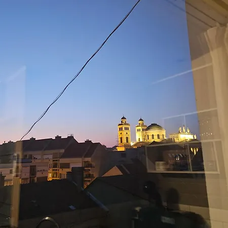 Hellowine Ii Apartment Eger