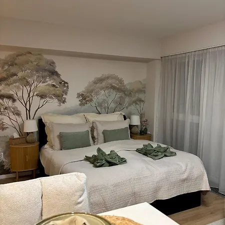 Apartment Hellowine Ii Eger