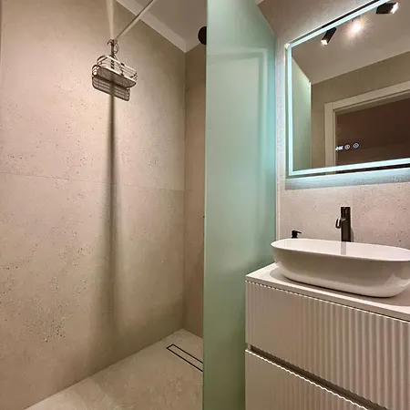 Hellowine Ii Apartment Eger